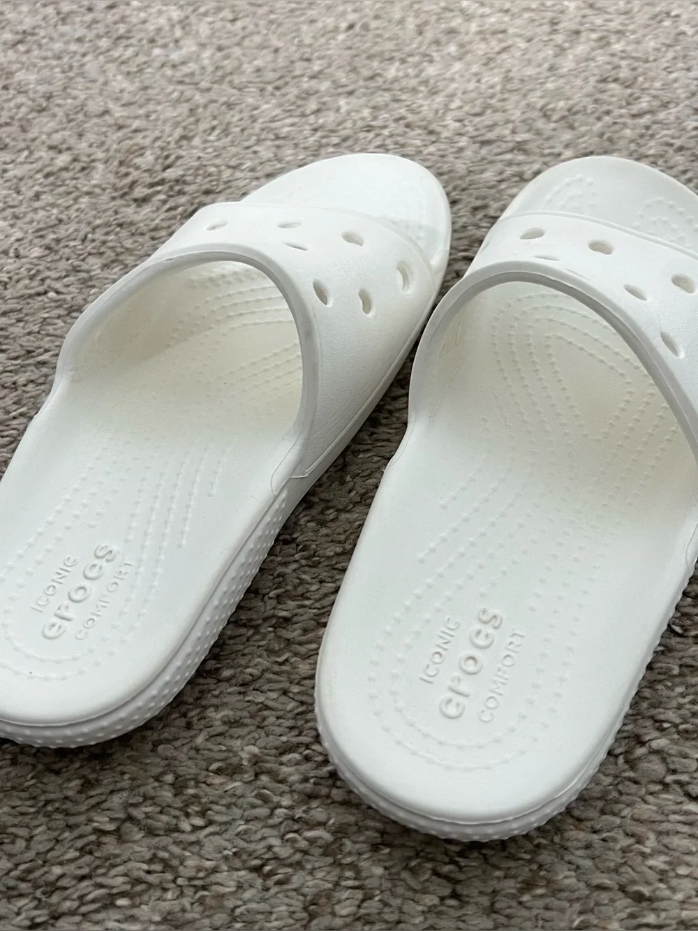 CROCS Kids White Slide Sandals with Vent Holes Size 1